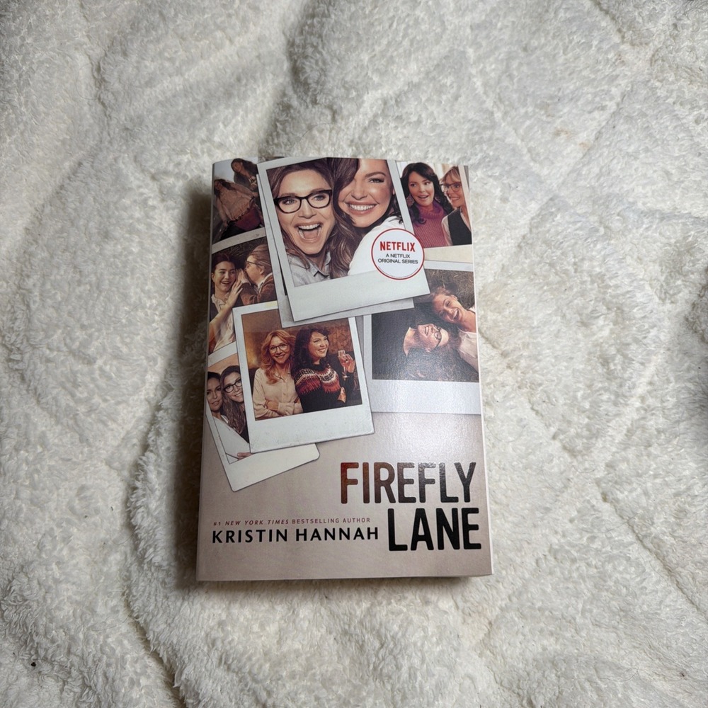 Firefly Lane : A Novel by Kristin Hannah (2020, Trade Paperback)